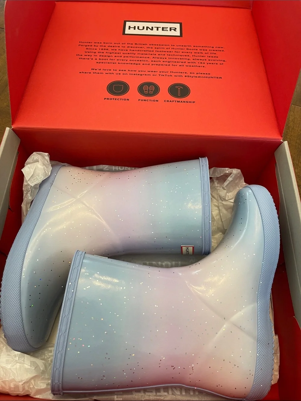 Hunter Kids Pastel Blue-Pink Glitter Ombre Rain Boots
